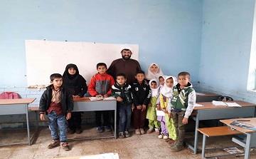 کمک به دانش آموزان محروم دغدغه مسئولان باشند