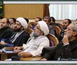 جلسه هم اندیشی جوانان عاشورایی هیئت رزمندگان اسلام در کنار حجه الاسلام حاج احمد پناهیان و سردار نجات
