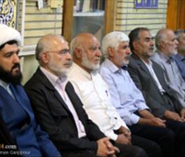 در کنار شش پدر شهید