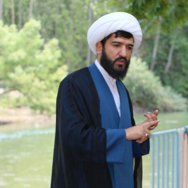 حجه الاسلام و المسلمین استاد میثم ریاحی